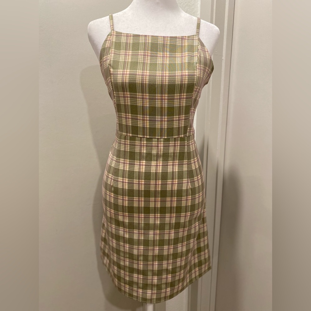 DAZY 90s-Inspired Green Plaid Spaghetti Strap Fitted Mini Dress - Size L